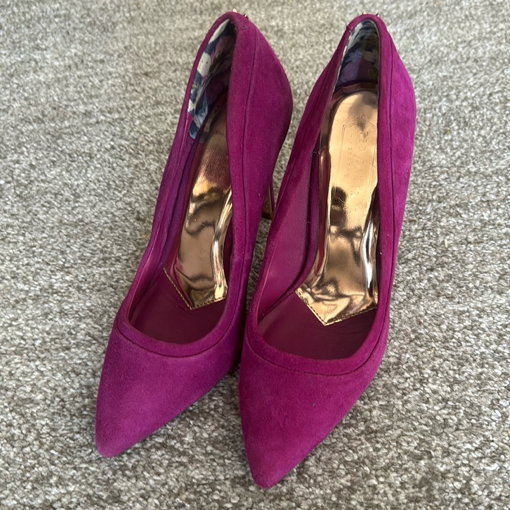 Ted Baker Purple Pumps